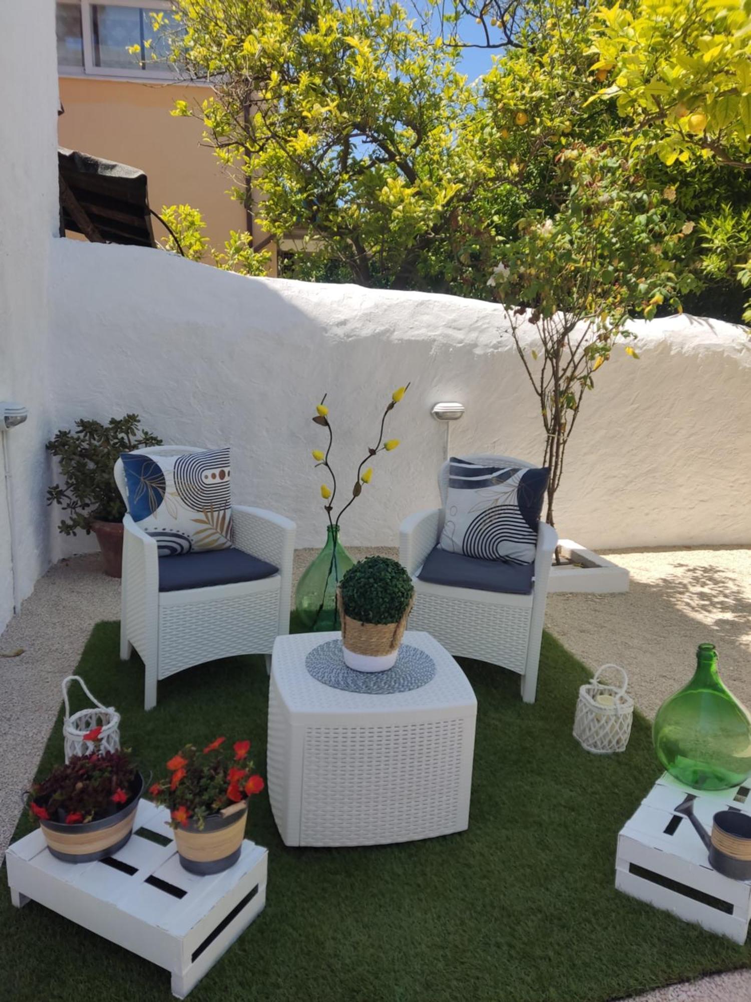 Casa Vacanze Con Giardino I Girasoli - Cin It 09006 - 9 C 2000 R4042- Sorso Exterior foto
